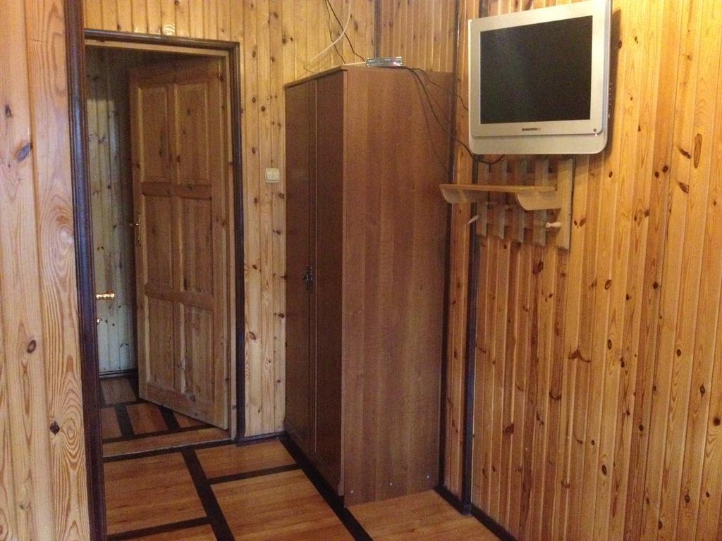 Palac W Czyzowie Szlacheckim Czyzow Szlachecki 外观 照片
